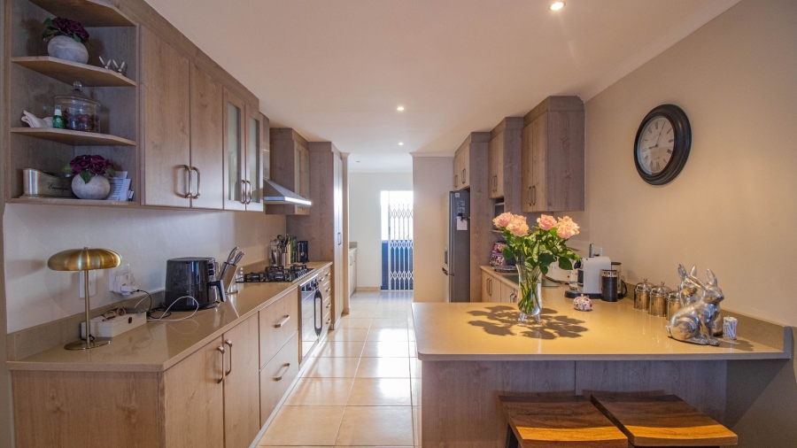 3 Bedroom Property for Sale in Blue Lagoon Western Cape